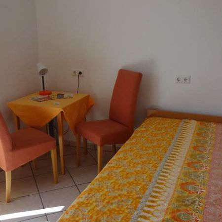 Gastehaus Reuten Bed & Breakfast Ensdorf Ngoại thất bức ảnh