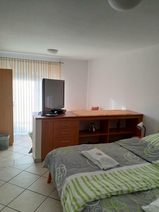 Gastehaus Reuten Bed & Breakfast Ensdorf Ngoại thất bức ảnh